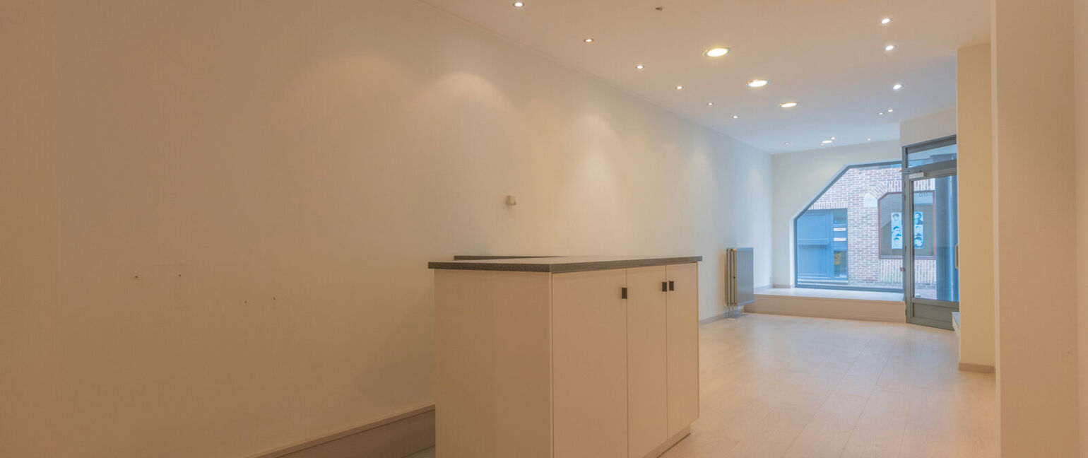 Individuele handelszaak te huur in Maaseik