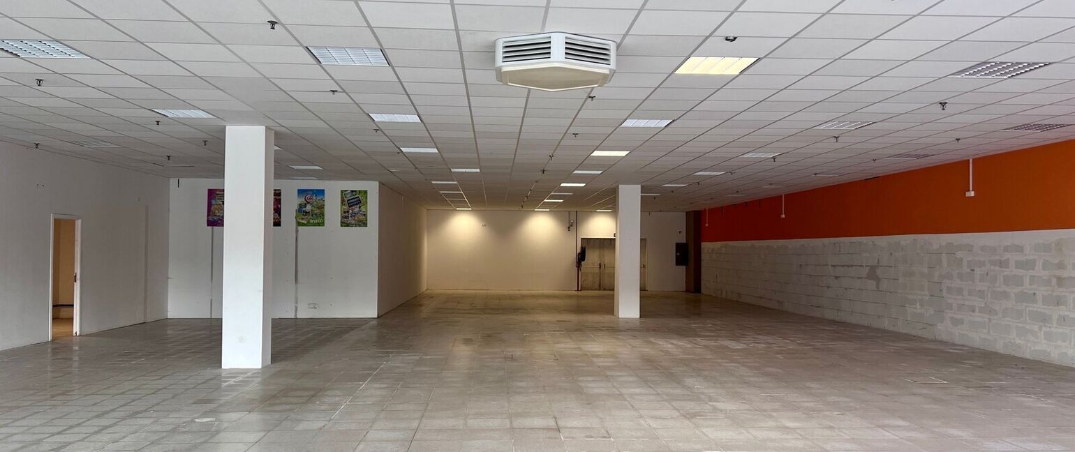 Individuele handelszaak te huur in Maaseik