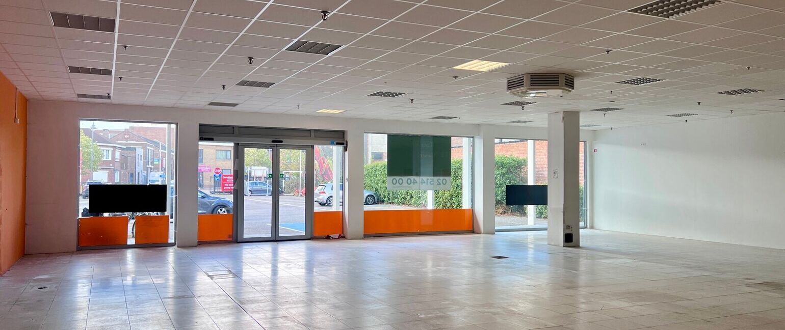 Individuele handelszaak te huur in Maaseik