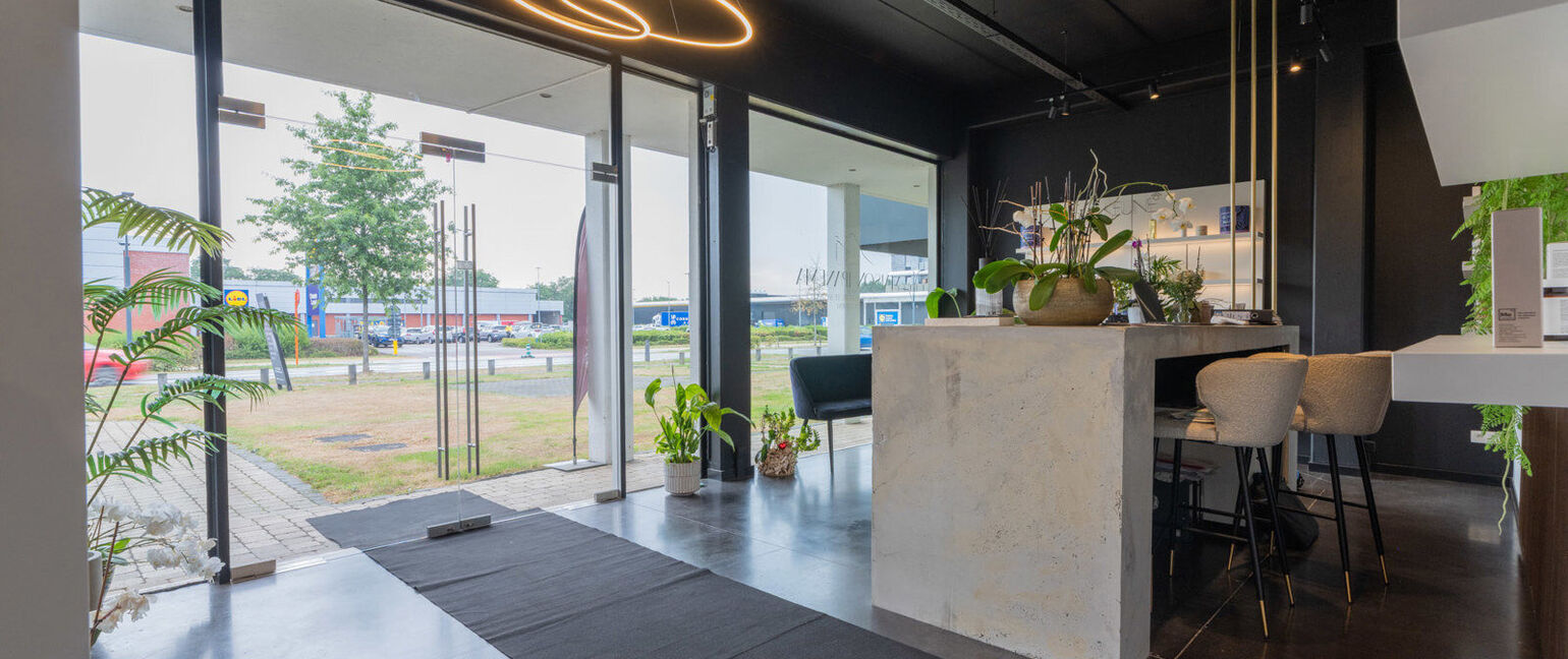 Individuele handelszaak te huur in Maasmechelen