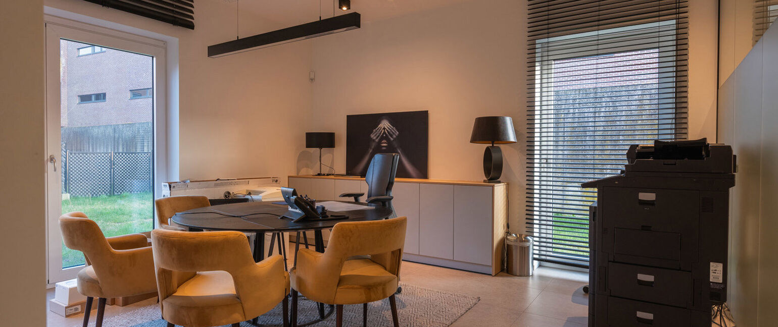 Individuele handelszaak te koop in Dilsen-Stokkem