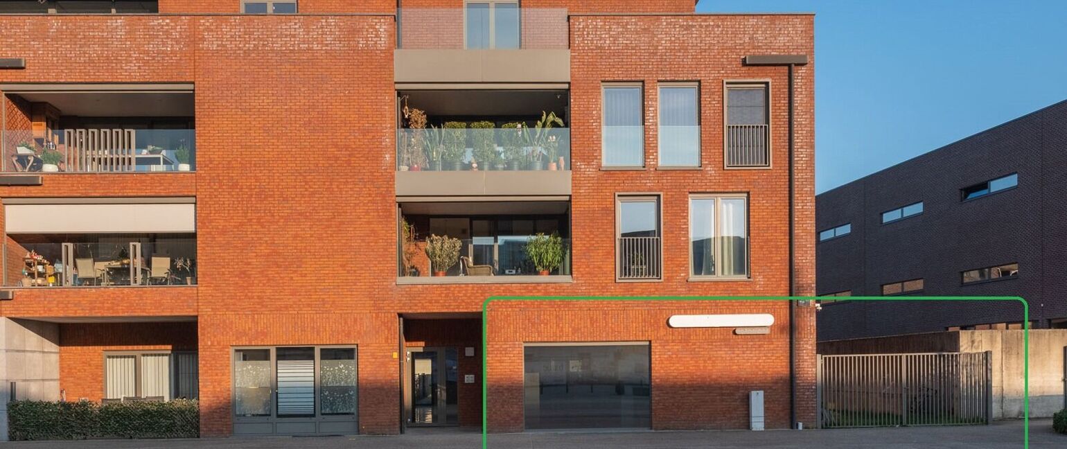 Individuele handelszaak te koop in Dilsen-Stokkem