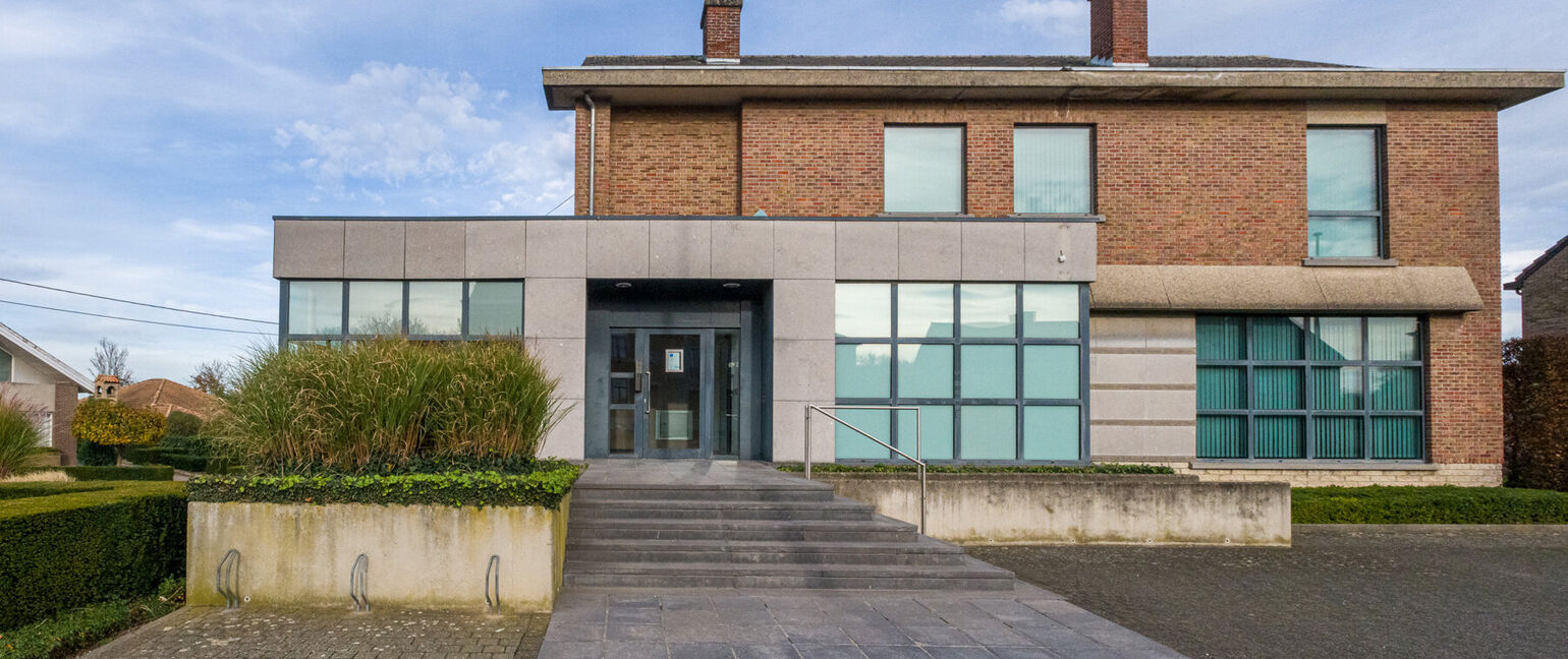 Individuele handelszaak te koop in Heers