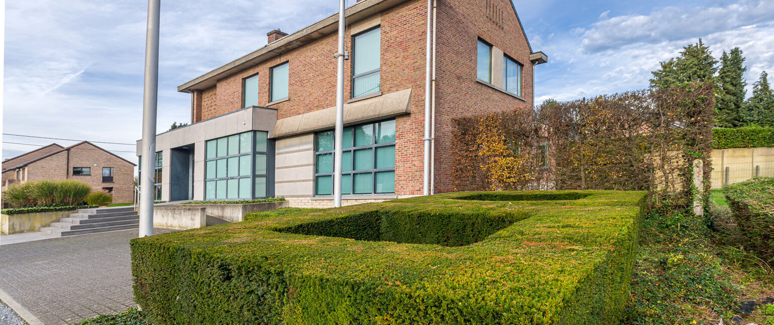 Individuele handelszaak te koop in Heers