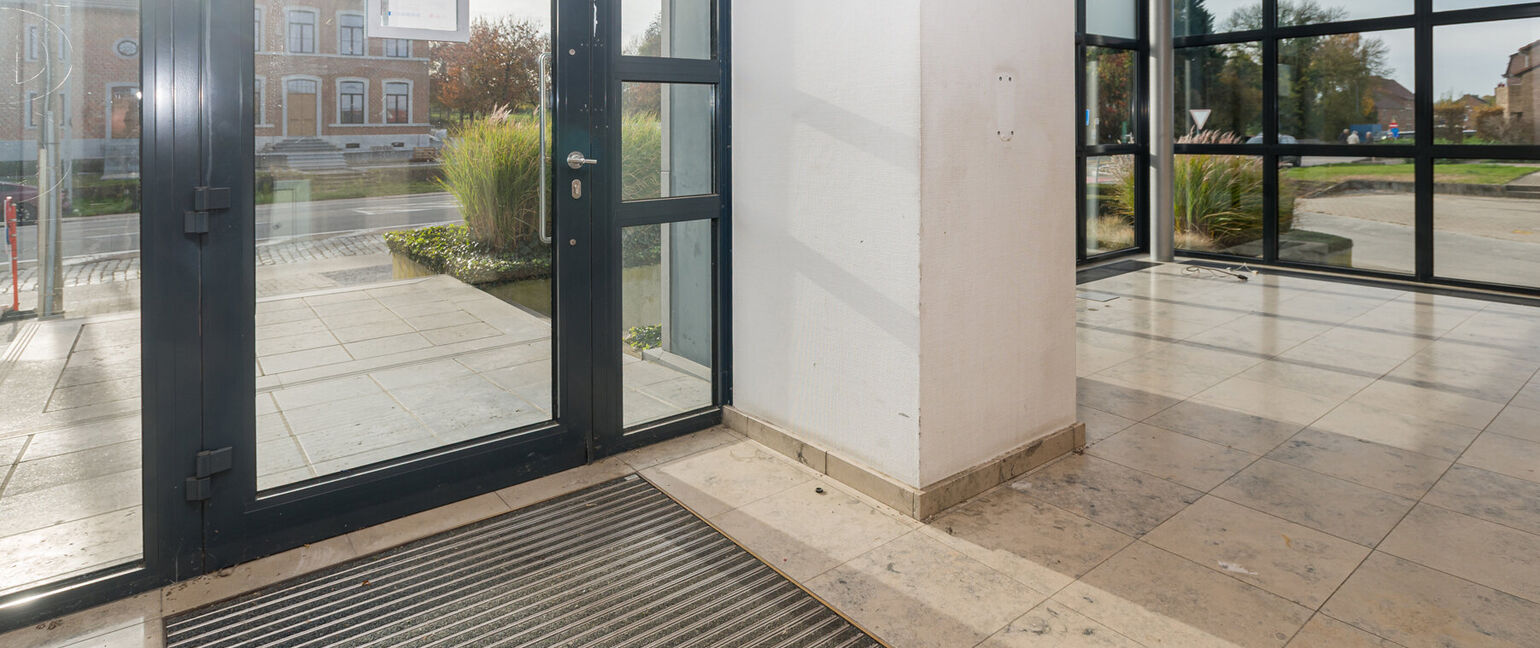 Individuele handelszaak te koop in Heers