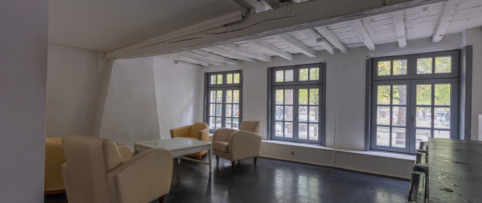 Individuele handelszaak te koop in Maaseik