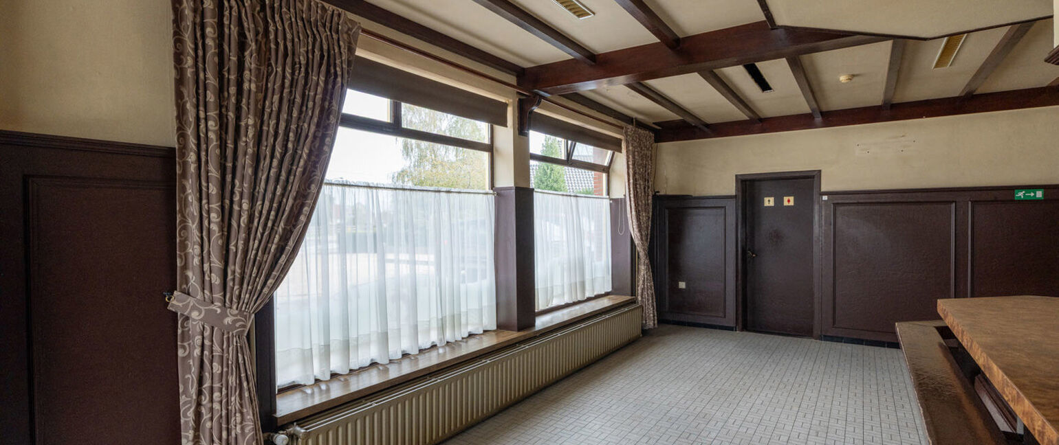 Individuele handelszaak te koop in Maaseik