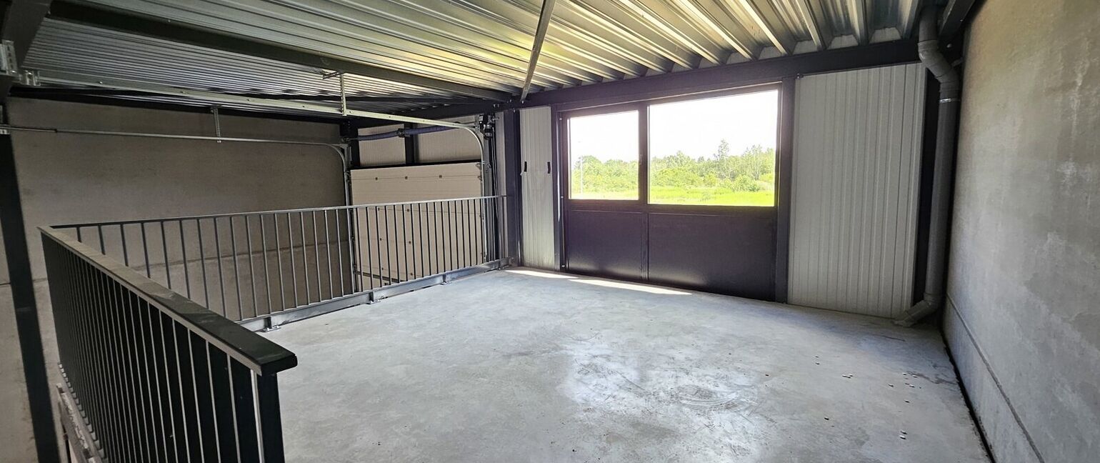 Industrieel gebouw te huur in Dilsen-Stokkem