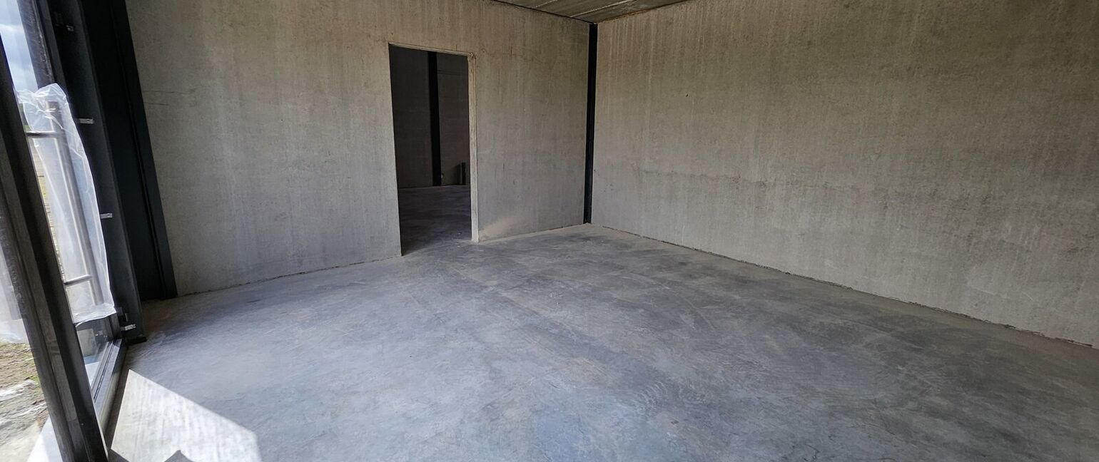 Industrieel gebouw te huur in Dilsen-Stokkem