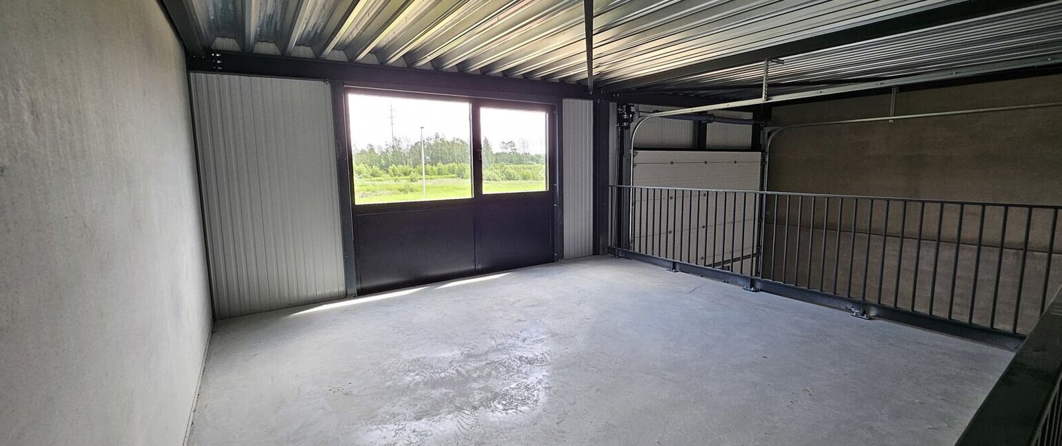 Industrieel gebouw te huur in Dilsen-Stokkem