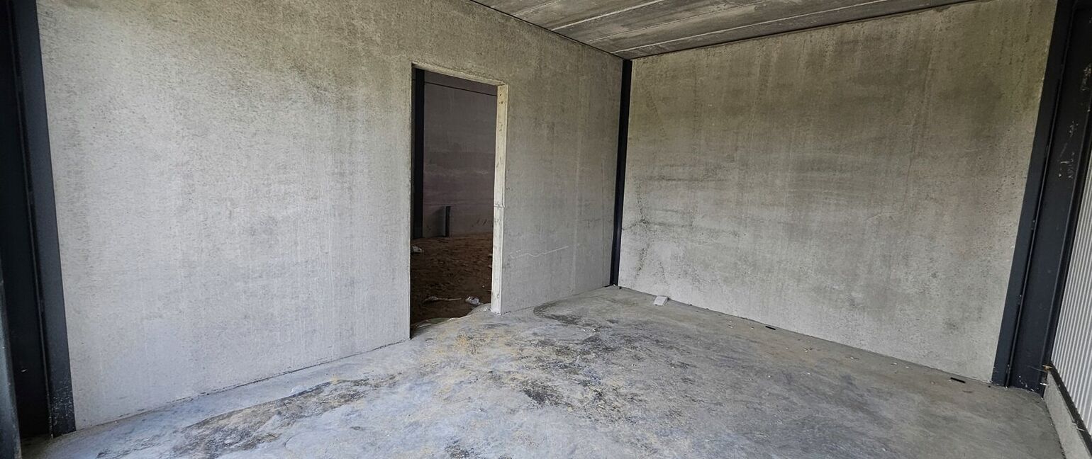 Industrieel gebouw te huur in Dilsen-Stokkem