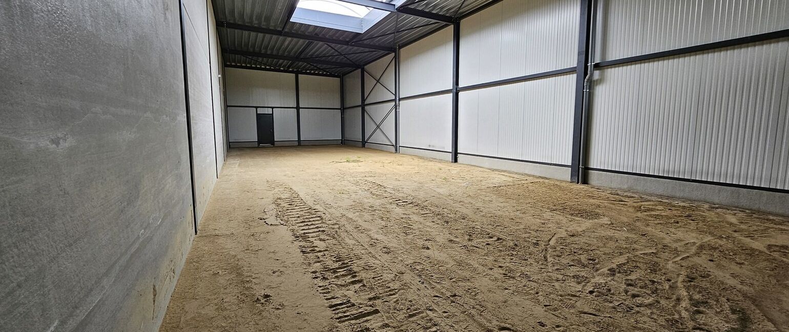 Industrieel gebouw te huur in Dilsen-Stokkem