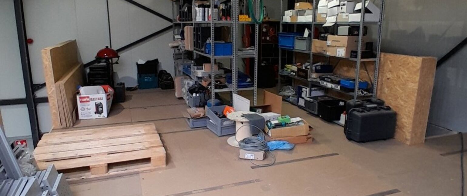 Industrieel gebouw te huur in Dilsen-Stokkem