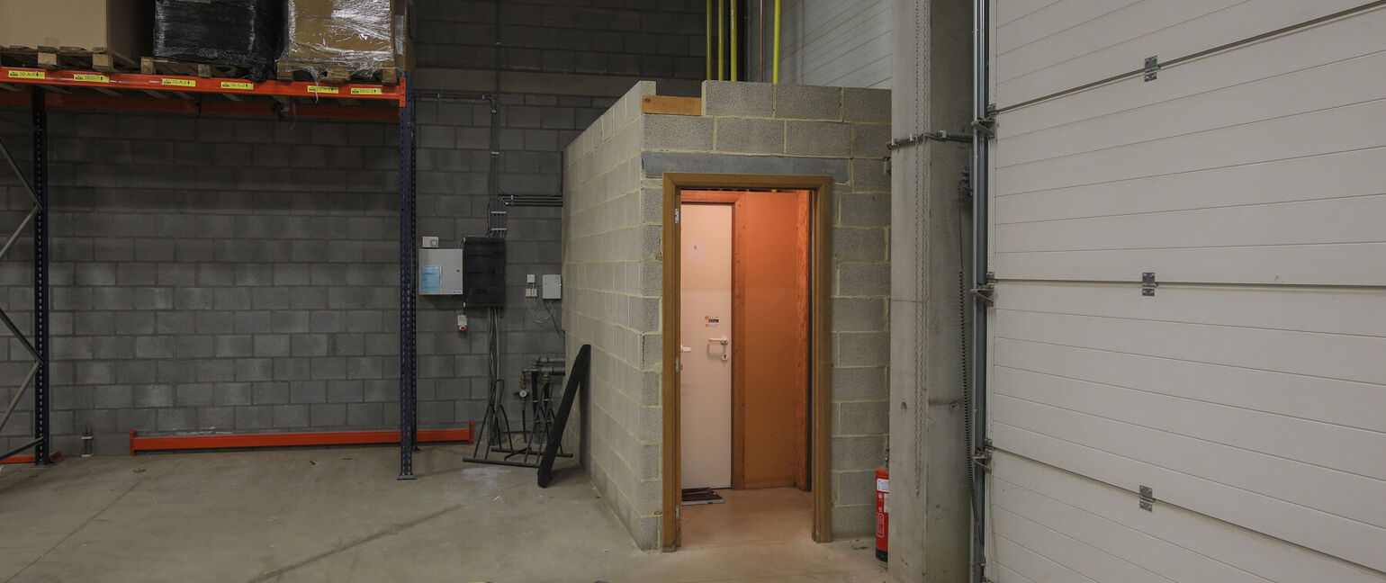 Industrieel gebouw te huur in Dilsen-Stokkem