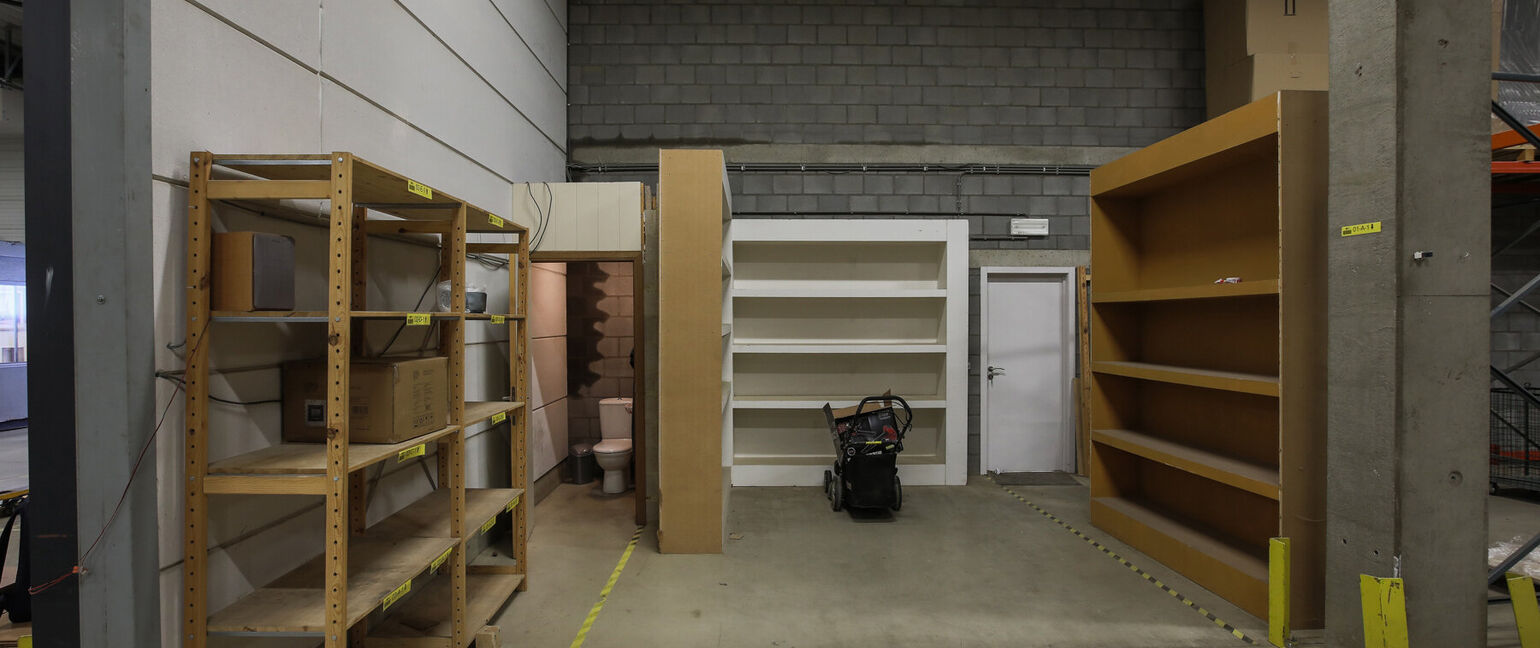 Industrieel gebouw te huur in Dilsen-Stokkem