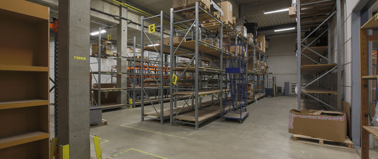 Industrieel gebouw te huur in Dilsen-Stokkem
