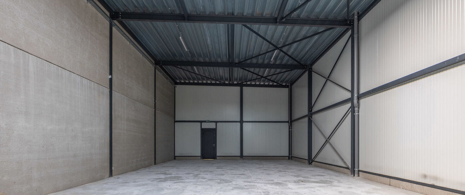 Industrieel gebouw te huur in Dilsen-Stokkem