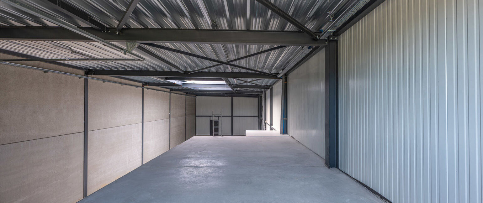 Industrieel gebouw te huur in Dilsen-Stokkem