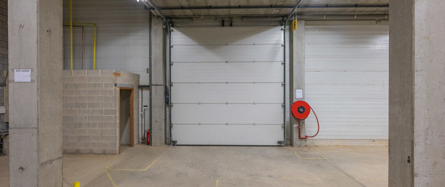 Industrieel gebouw te huur in Dilsen-Stokkem