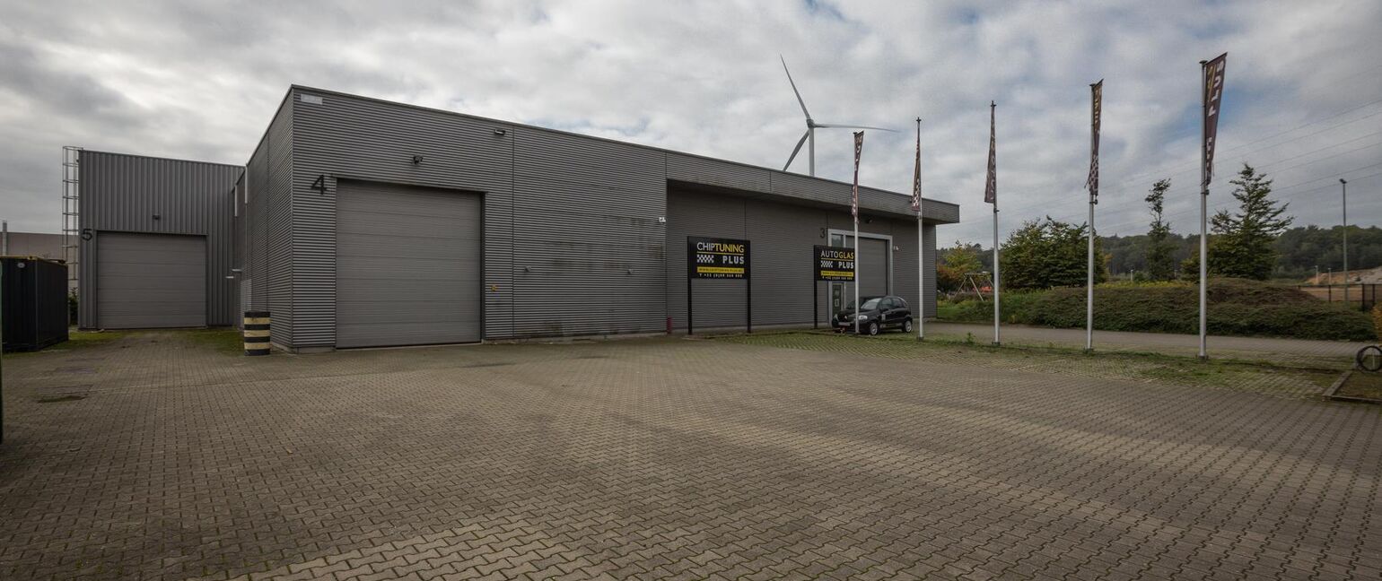 Industrieel gebouw te huur in Dilsen-Stokkem