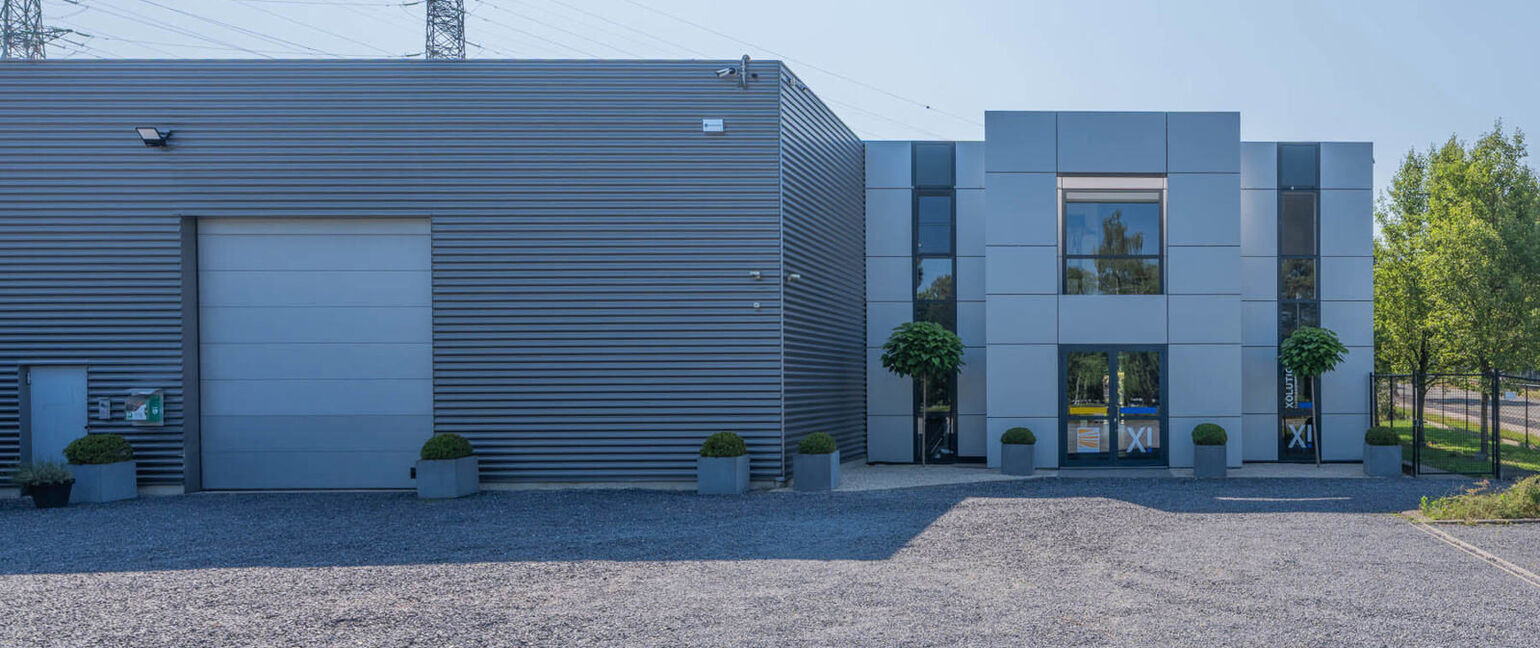 Industrieel gebouw te huur in Genk