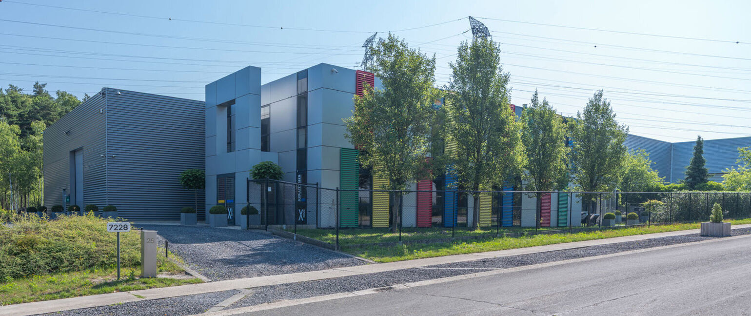 Industrieel gebouw te huur in Genk