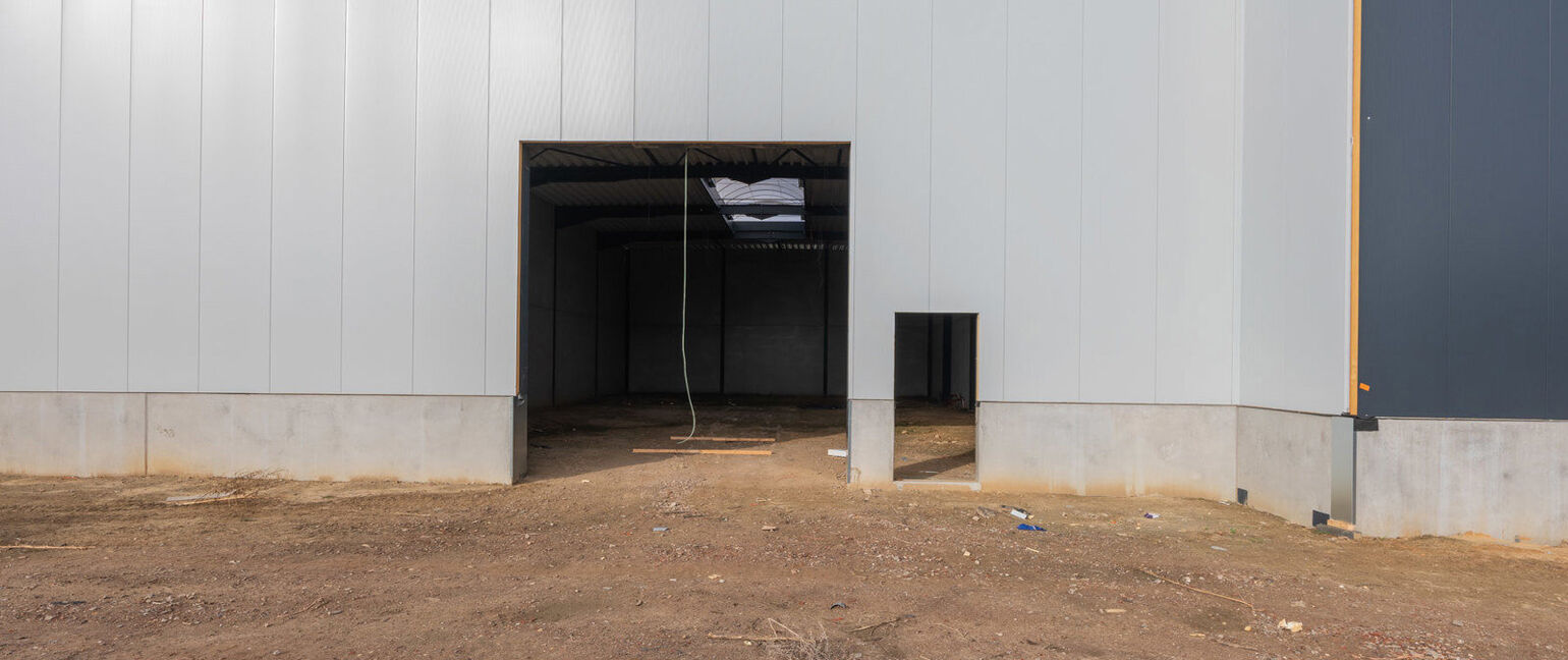 Industrieel gebouw te huur in Maaseik