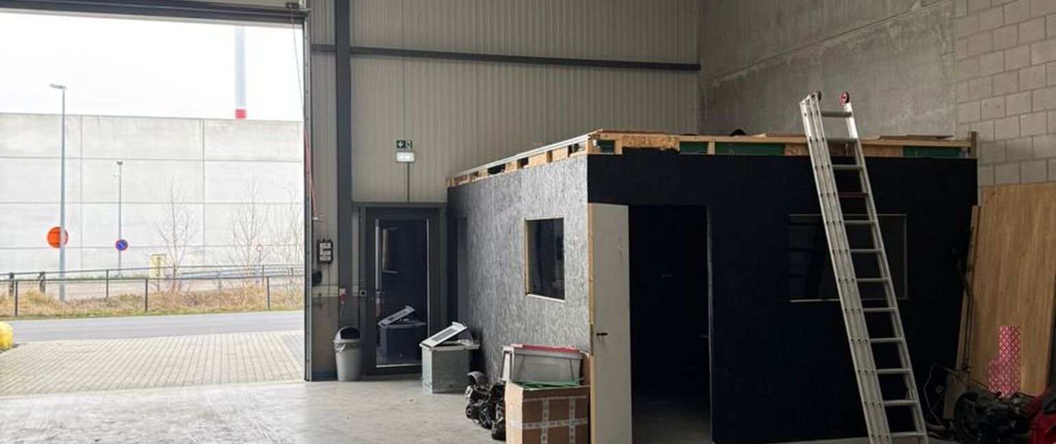 Industrieel gebouw te huur in Maasmechelen