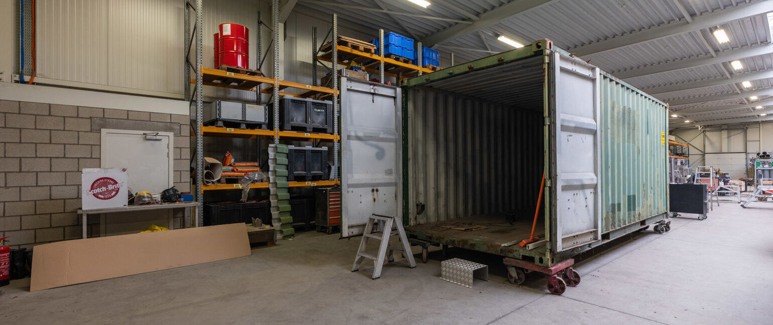 Industrieel gebouw te huur in Opglabbeek