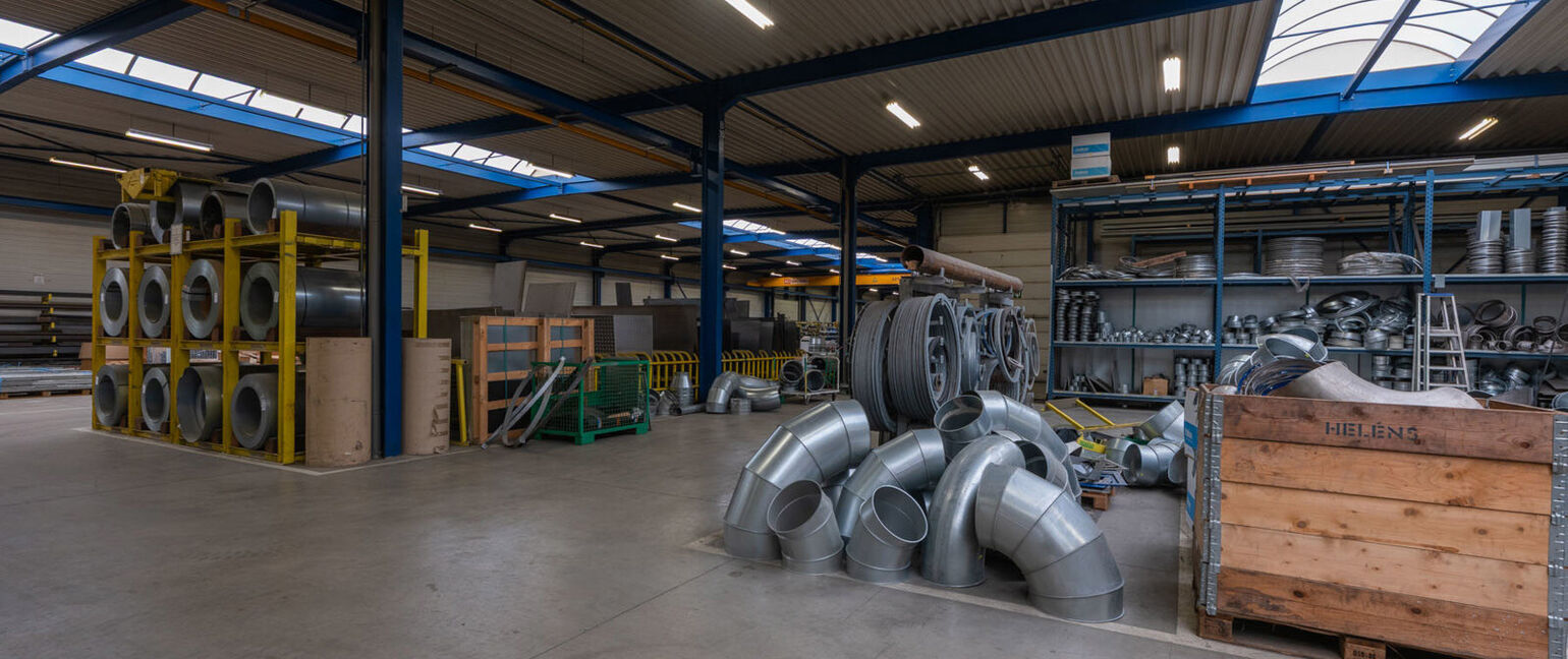 Industrieel gebouw te huur in Oudsbergen
