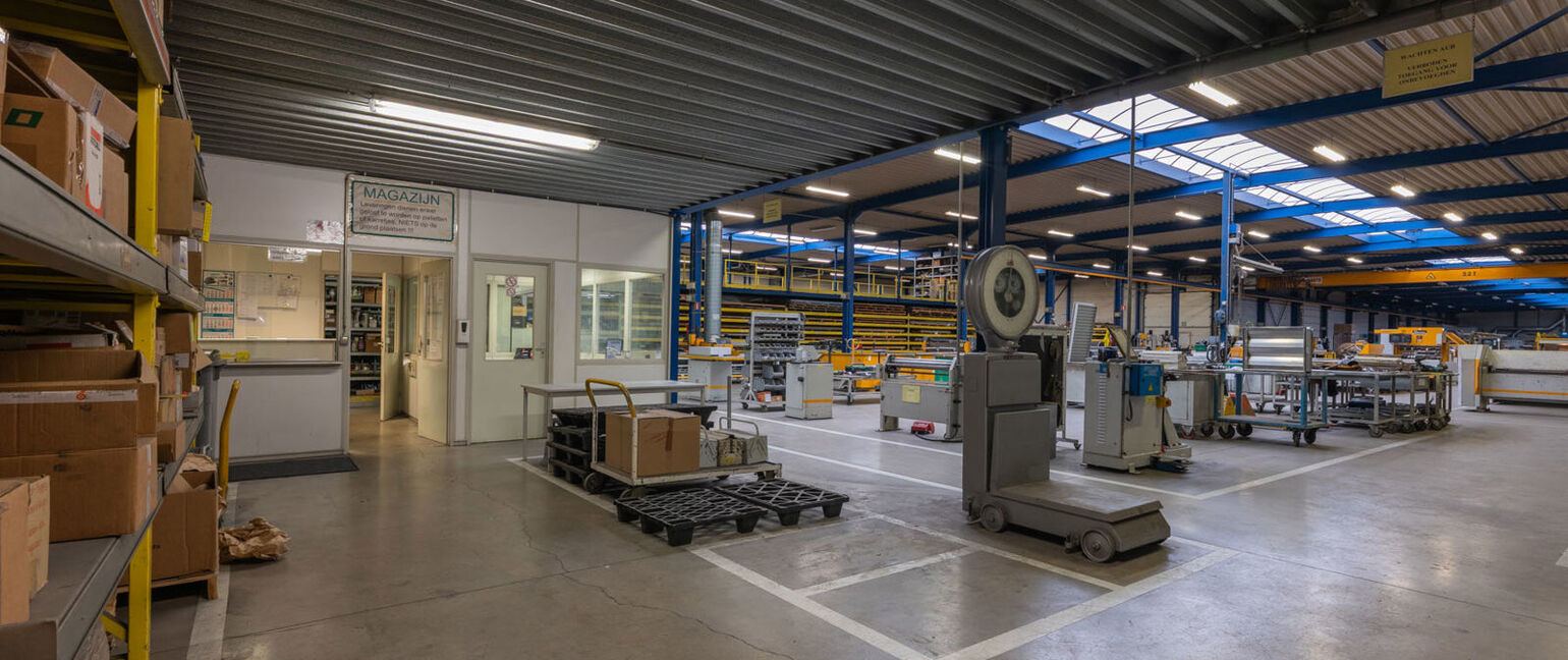 Industrieel gebouw te huur in Oudsbergen