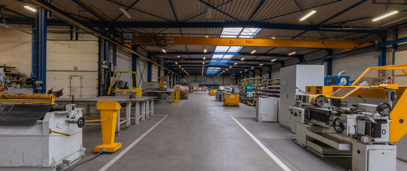 Industrieel gebouw te huur in Oudsbergen
