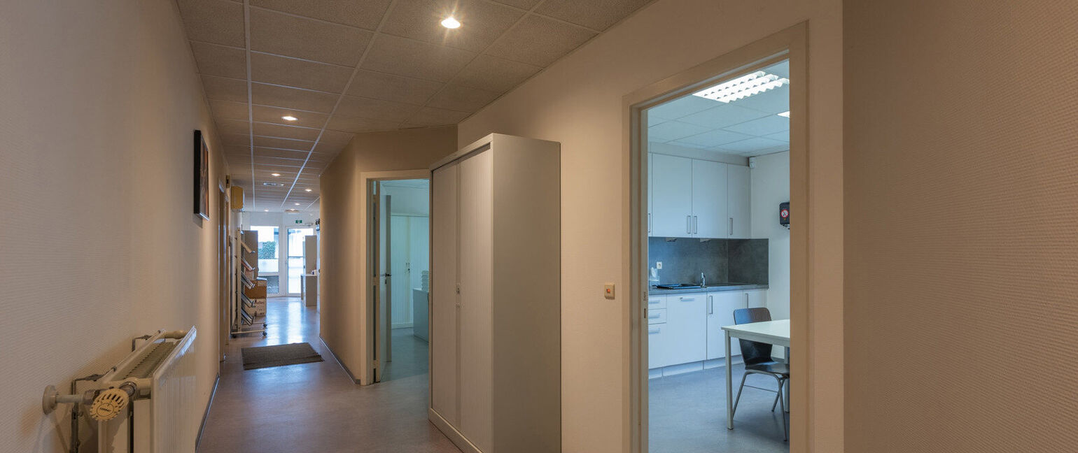 Industrieel gebouw te huur in Oudsbergen