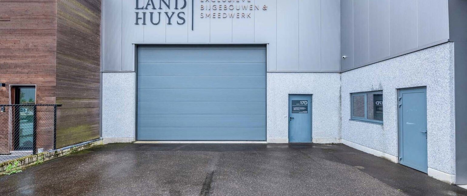 Industrieel gebouw te koop in Bree