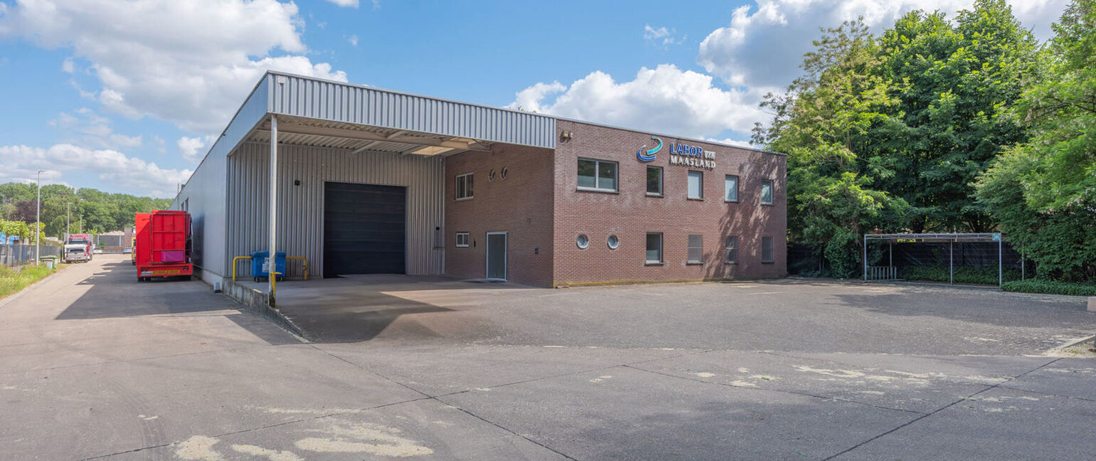 Industrieel gebouw te koop in Dilsen-Stokkem