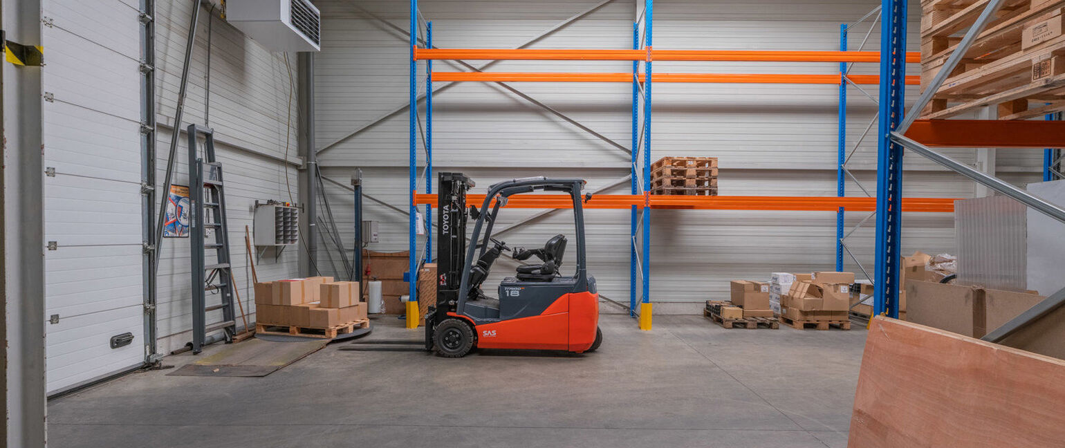 Industrieel gebouw te koop in Dilsen-Stokkem