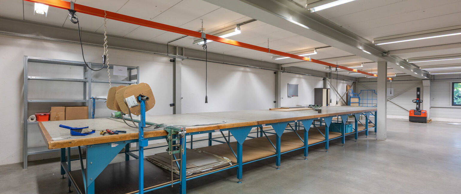 Industrieel gebouw te koop in Dilsen-Stokkem