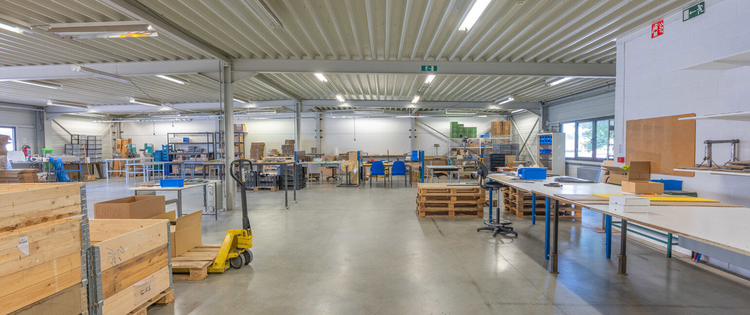 Industrieel gebouw te koop in Dilsen-Stokkem