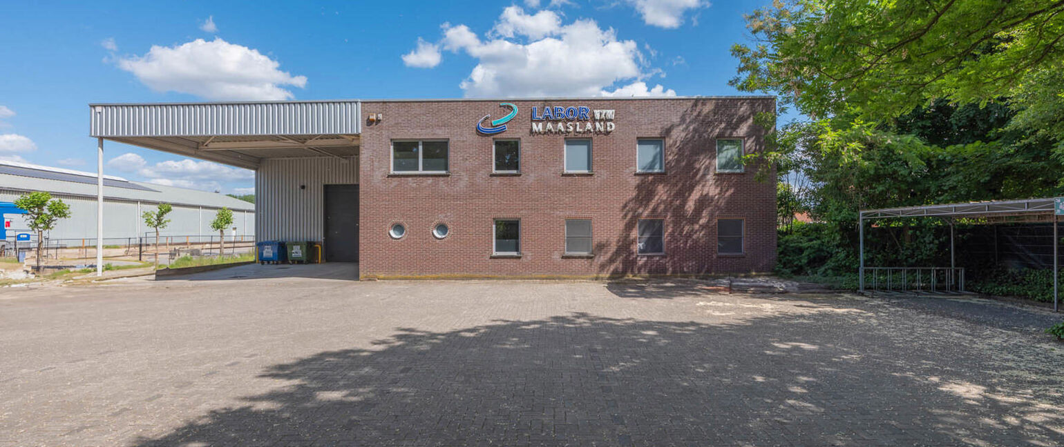 Industrieel gebouw te koop in Dilsen-Stokkem