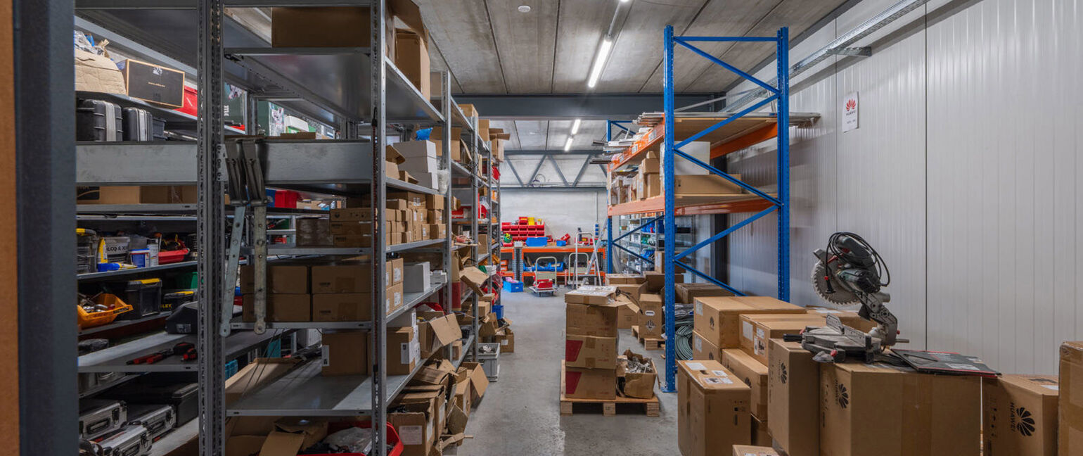 Industrieel gebouw te koop in Dilsen-Stokkem