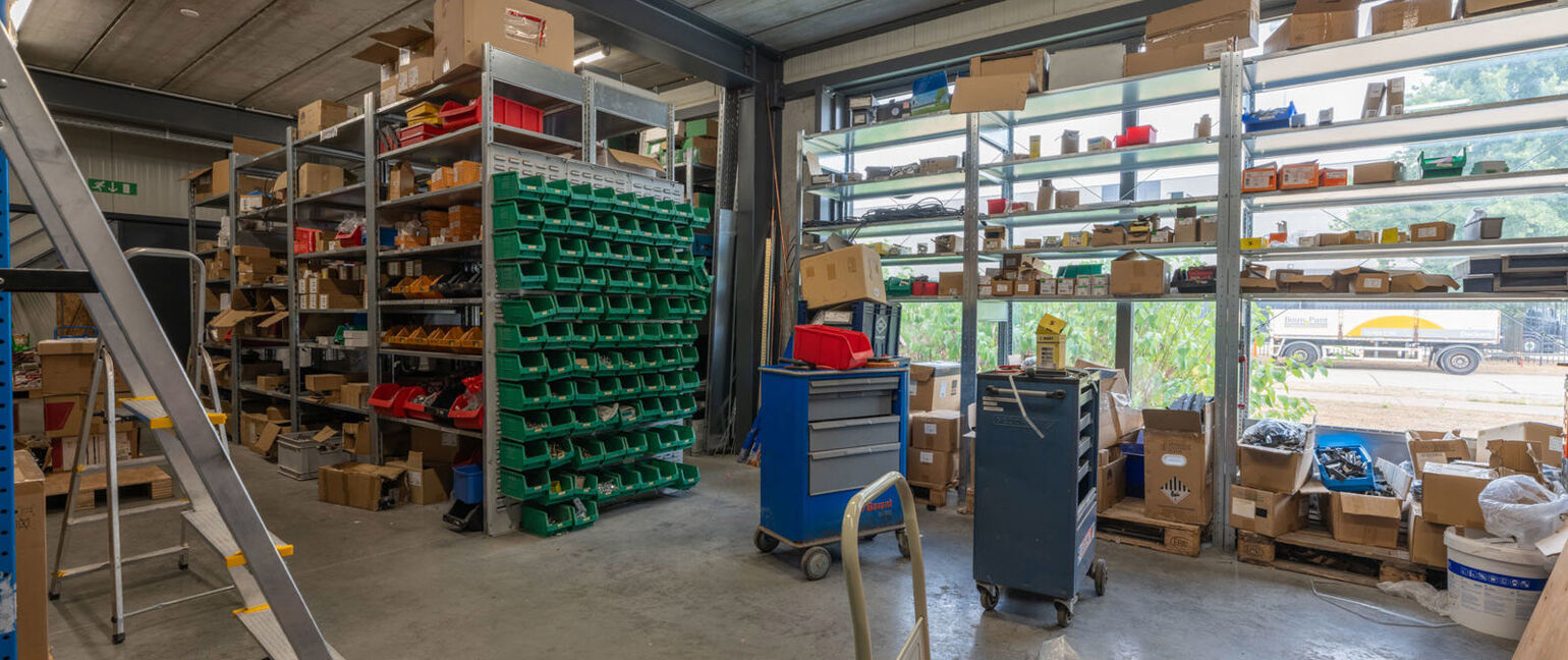 Industrieel gebouw te koop in Dilsen-Stokkem