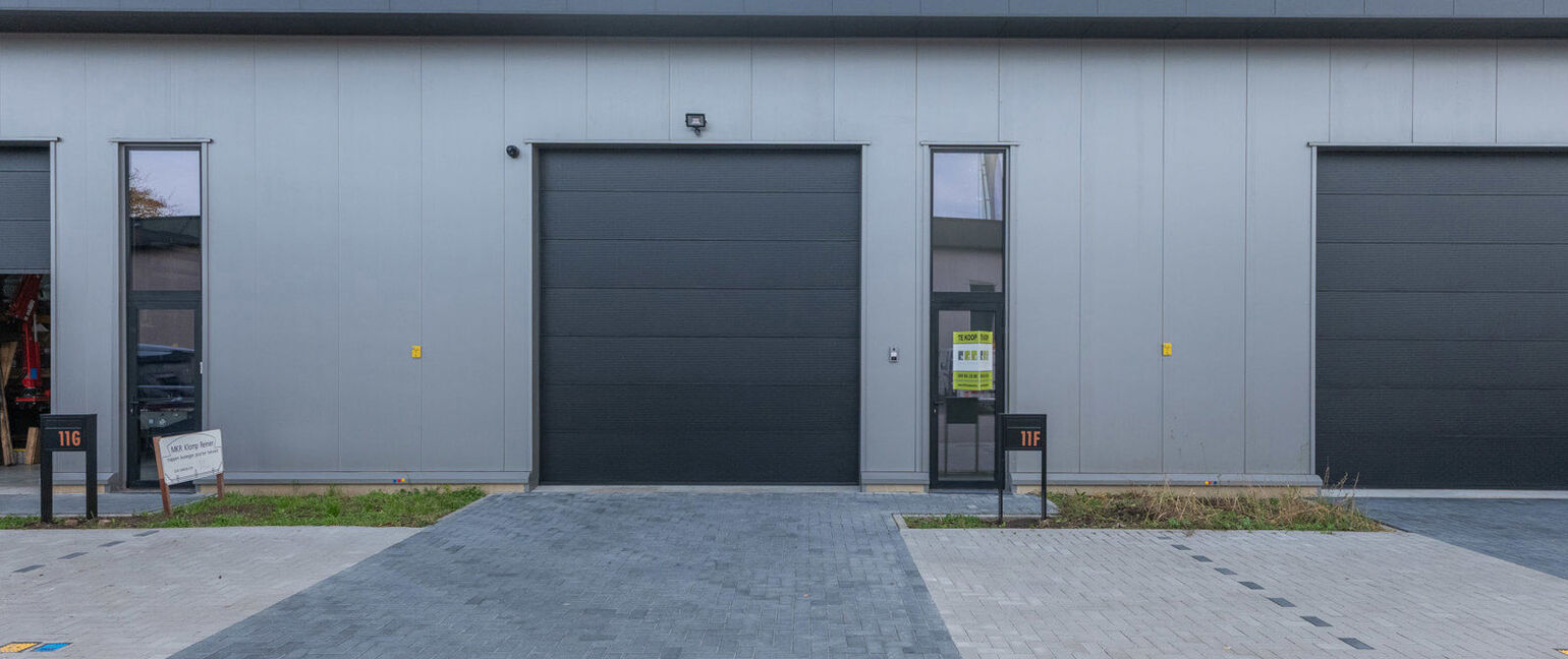 Industrieel gebouw te koop in Lanaken