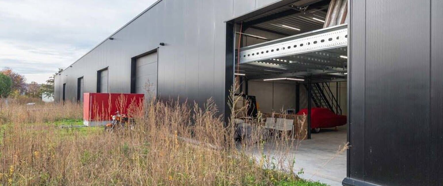 Industrieel gebouw te koop in Lanaken