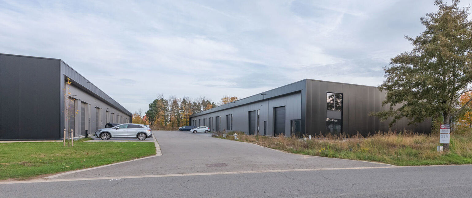 Industrieel gebouw te koop in Lanaken