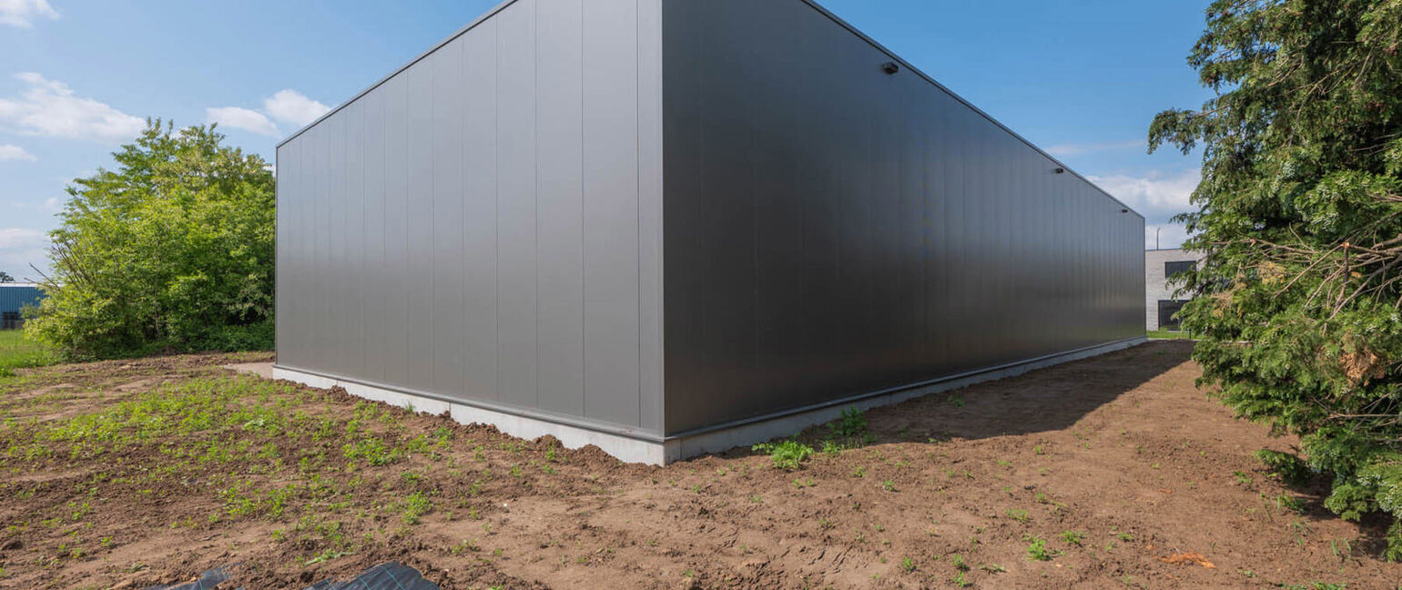 Industrieel gebouw te koop in Maasmechelen