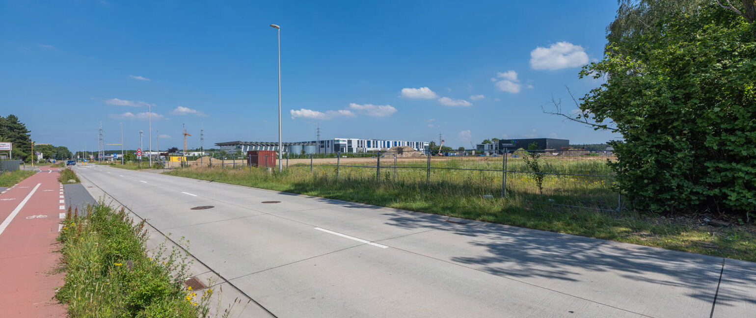 Industrieel terrein te koop in Oudsbergen