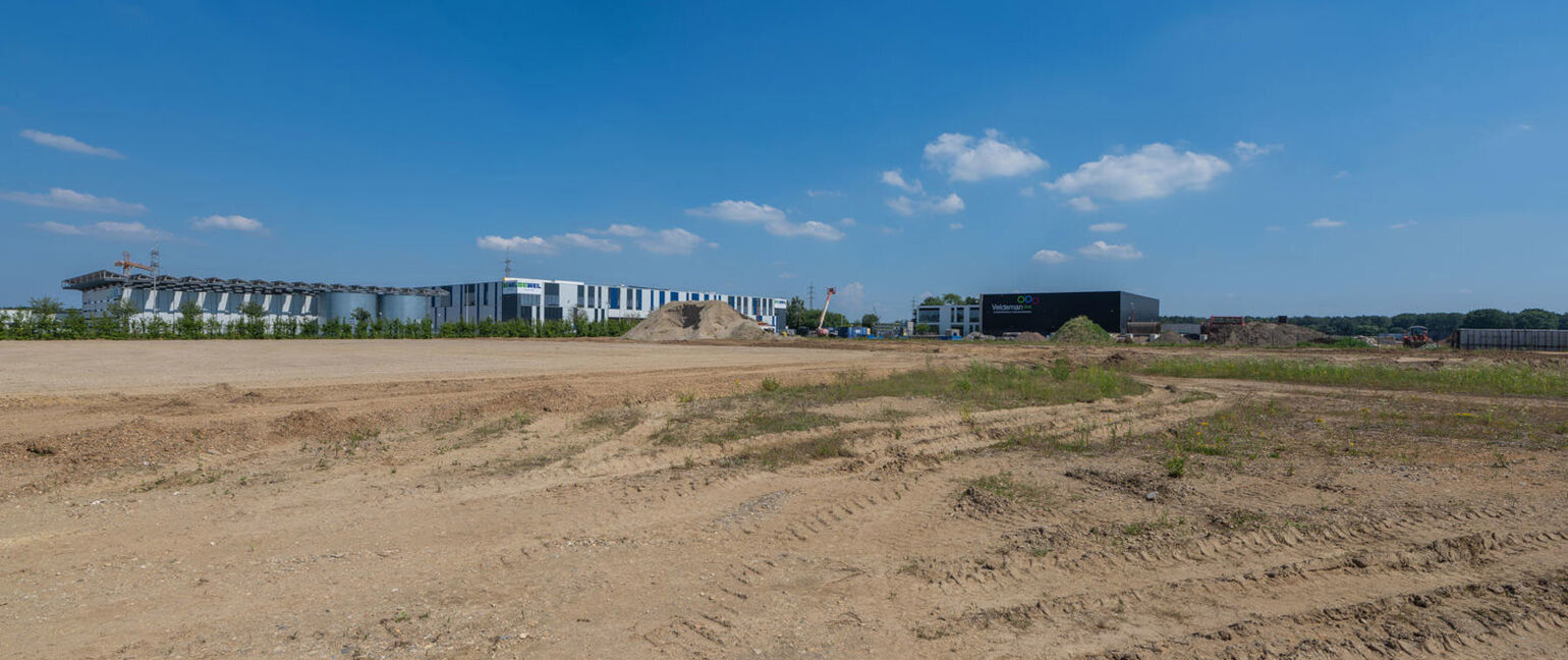 Industrieel terrein te koop in Oudsbergen