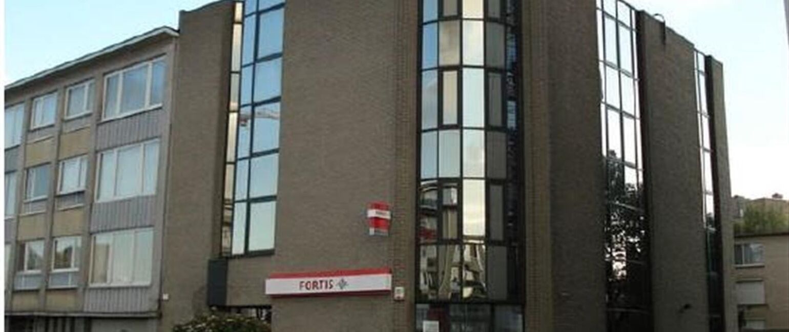 Kantoorgebouw te koop in Antwerpen (Deurne)