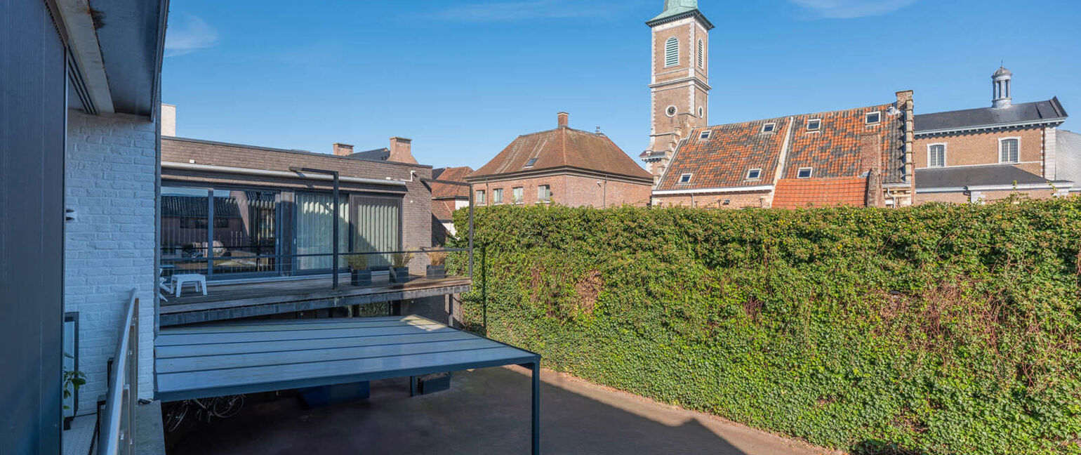 Uitzonderlijk appartement te koop in Maaseik