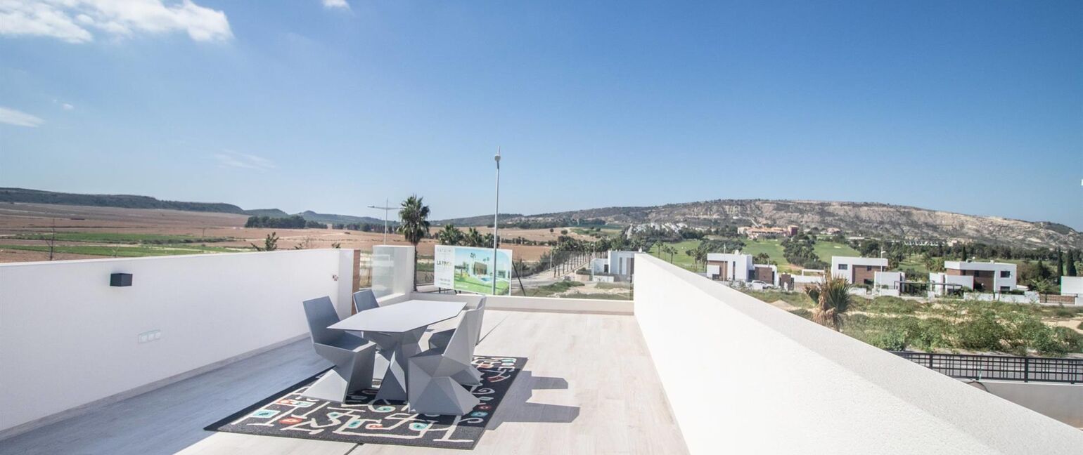Villa te koop in Algorfa